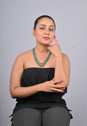 26/GM FIVE LAYER EMERALD BEADS MALA (3750)